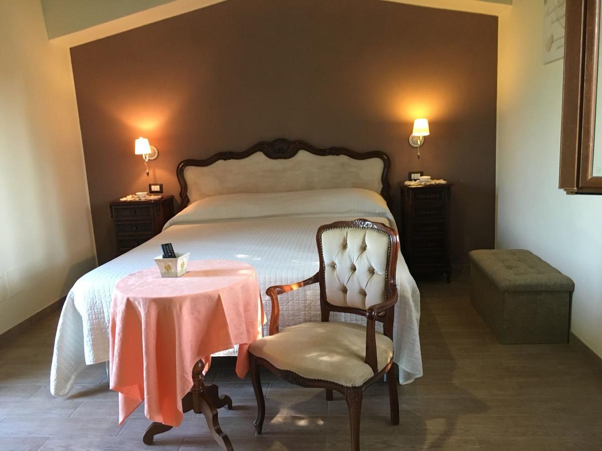 Le Ghiande Guest House Spello Exterior photo